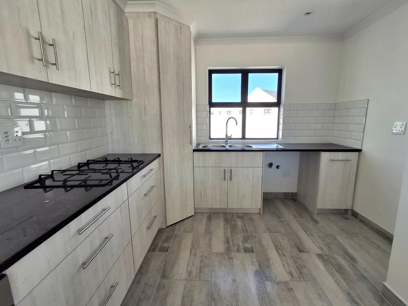 To Let 3 Bedroom Property for Rent in Britannia Bay Western Cape